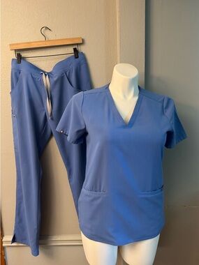 Figs Women's Scrub Set in Periwinkle Blue